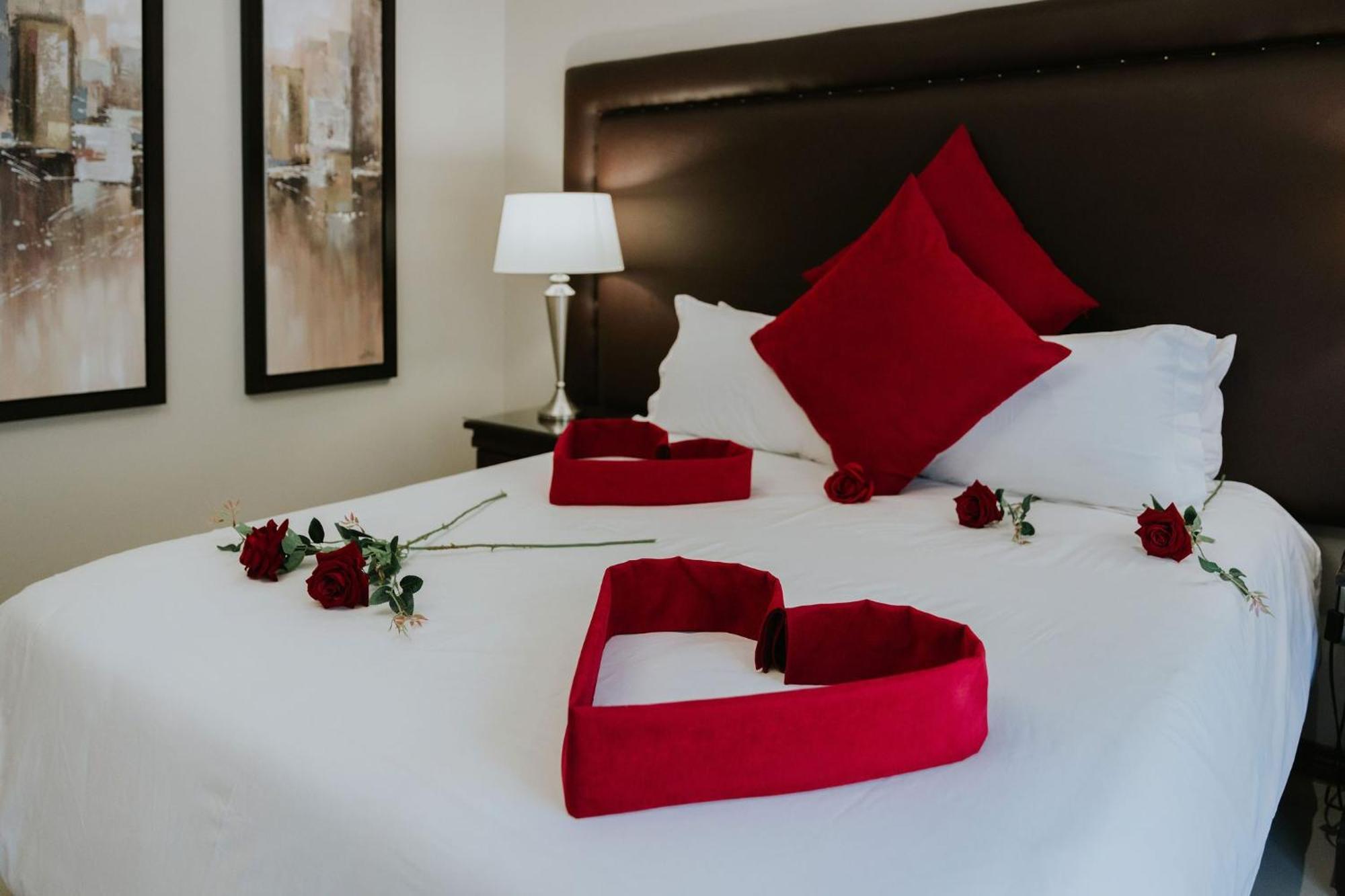 Le Grand Chateau Hotel Парейс Экстерьер фото